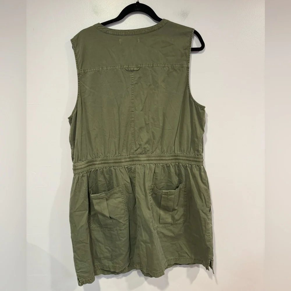 Green khaki Lucky Brand snap front dress‎